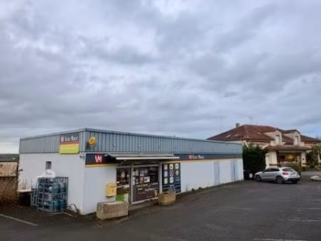fonds de commerce le mesnil en vallee