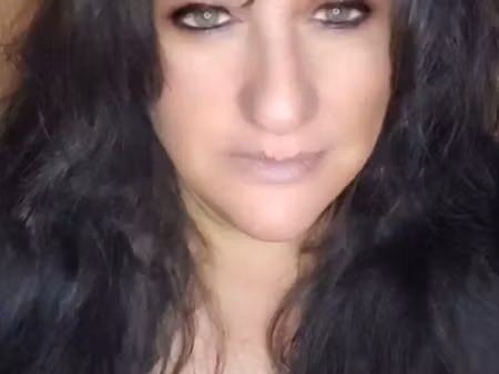 très urgent recherche d'une maison avec jardin