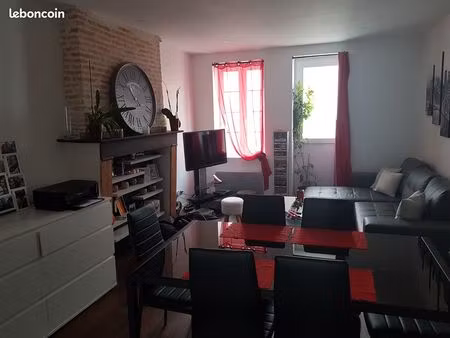 maison deux chambres  un garage 60 m2