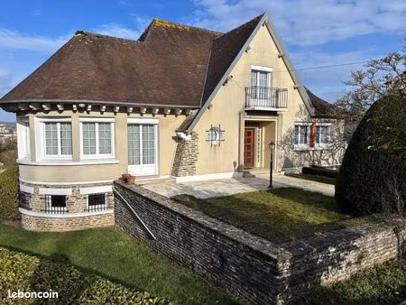 maison 6 pièces 146 m²
