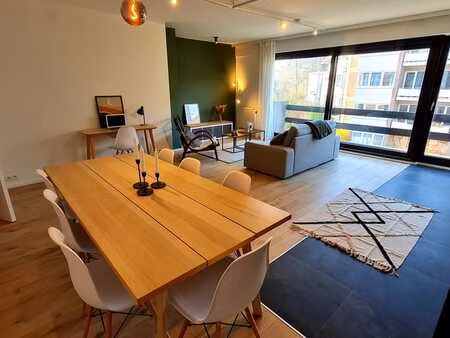 bel appartement lumineux de 70 m² à auderghem meublé