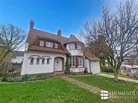 villa +/-230m² - 3ch + bureau + jardin + garage + parking!!