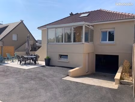 ensemble immobilier de deux maisons