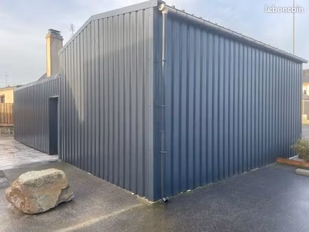hangar / local de stockage 60 m²