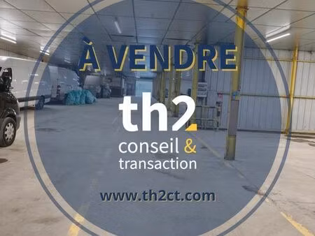 local 8000 m² précey