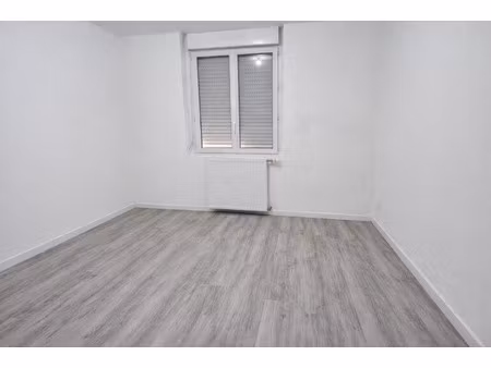 location location – maison rénovée 106 m² – disponible au 01/05/2026 teille