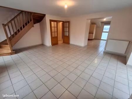 immeuble 10 pièces 214 m²