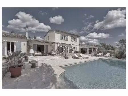 à vendre  propriété d'exception à lorgues