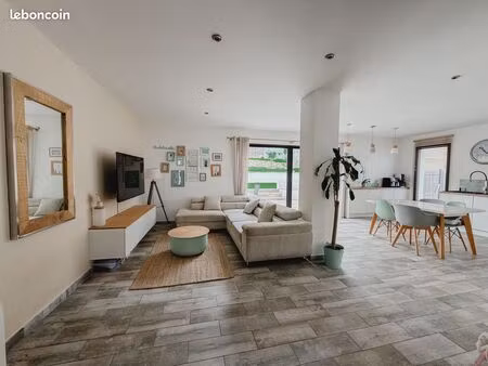 maison 4 pièces 103 m2