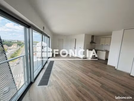 appartement 3 pièces 64 m²