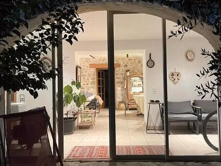 location grand t2 avec jardin