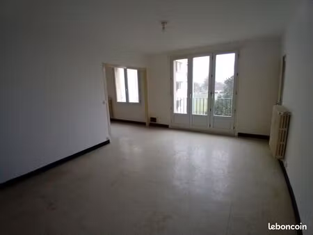 appartement 4 pièces 77 m²