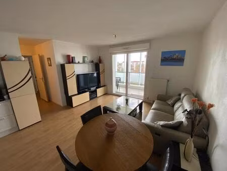 charmant 3 pièces avec balcon à cenon