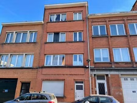 immeuble de rapport à deux pas de l'otan