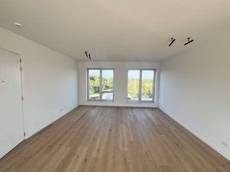 appartement à louer à eeklo € 1.100 (lkfsy) | zimmo