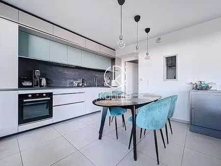 a seulement 10km du centre ville de lyon au calme  appartement saint cyr au mont d or 3...