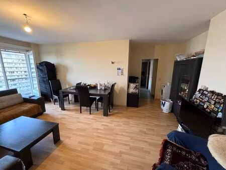 confortable appartement 2 chambres + terrasse