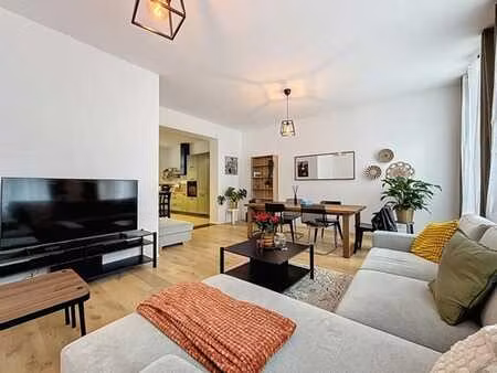 saint gilles/ triplex rénové de 190 m²