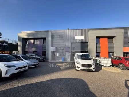 location commerce 417 m² à vénissieux (69200)
