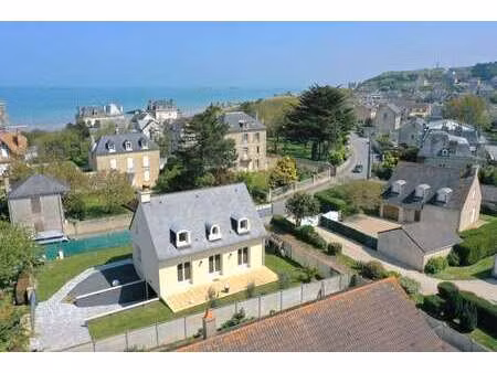 vente maison à arromanches-les-bains (14117) : à vendre / 116m² arromanches-les-bains
