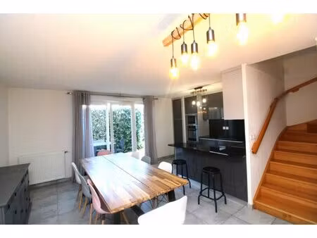 maison à louer roquettes