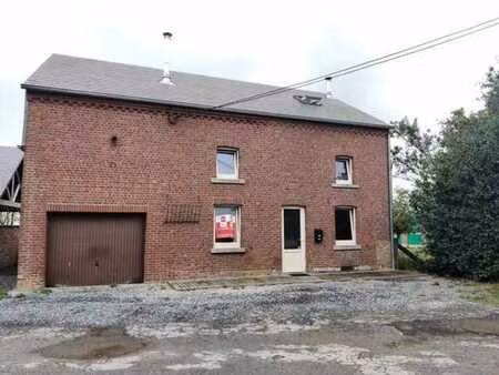 maison avec garage et jardin