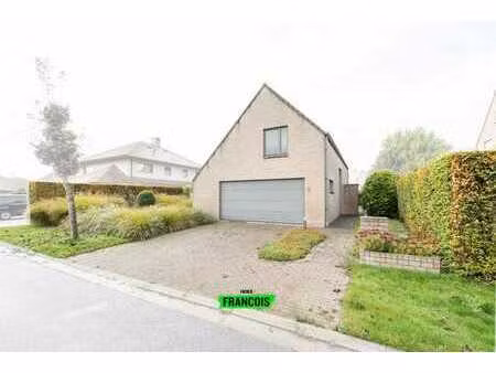 spacieuse maison familiale avec 4 chambres  garage double e…