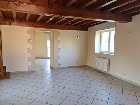 maison  4 pièces à orcines