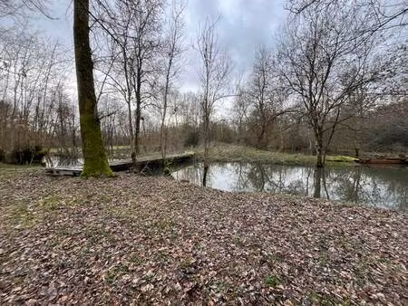 vente garage saint-hilaire-la-palud (79210)