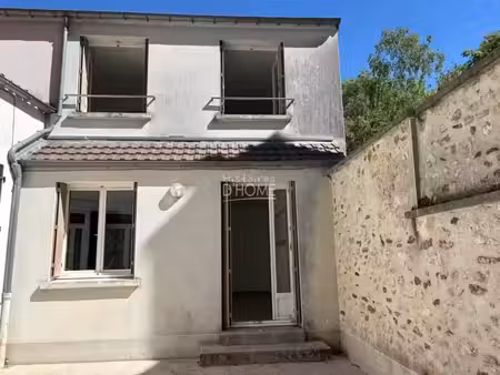 la ferte gaucher - hyper centre