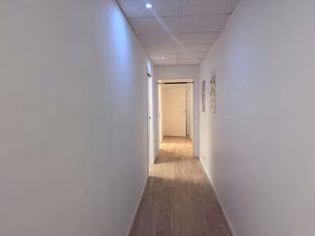 location bureaux et commerces à taden (22100) : à louer / 56m² taden