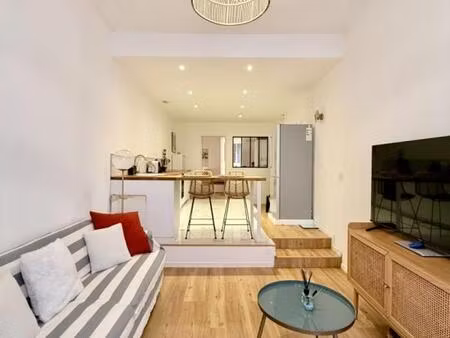 t2 moderne rénové – centre historique / ajaccio