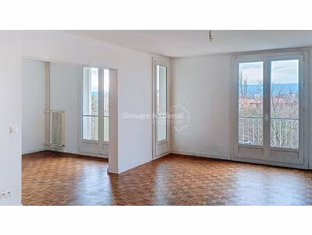 appartement 5 pièce(s)  105m2 sur pierrelatte