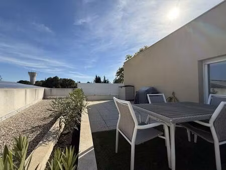 superbe p2 avec grande terrasse de plus de 30 m²  dernier étage – vendargues centre