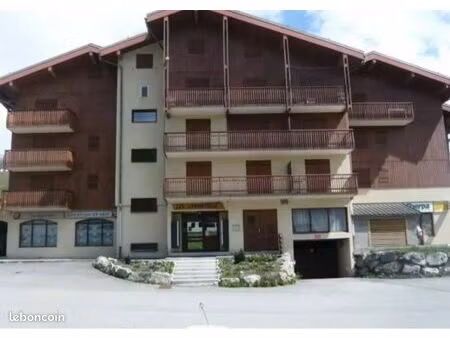 garage - les vernataux albiez montrond