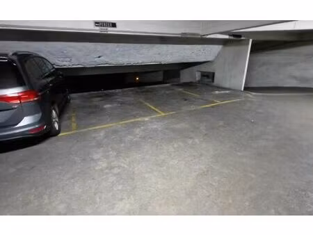 stationnement paris 9 9 m² t- à vendre  26 000 €