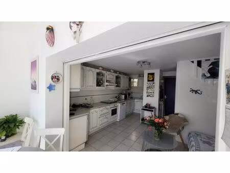 carnon plage  superbe cottage t3 de 43.66 m2 + place de parking privative dans résidence s