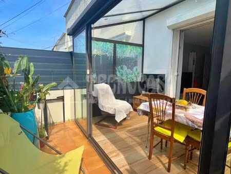 maison de ville avec terrasse