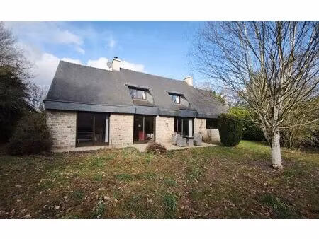 maison saint-nicolas-du-pélem 120.59 m² t-4 à vendre  231 000 €