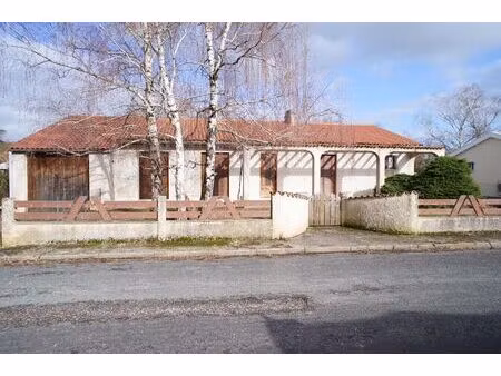 villa t5 p-pied grand garage grand atelier sur 1248m²