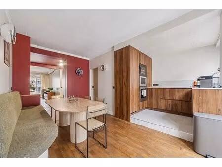 neuilly sablons: beau 4 pieces de 82m² + balcon