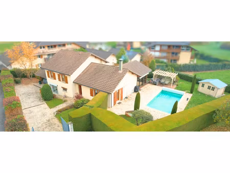 cornier villa familiale 180 m2 avec piscine