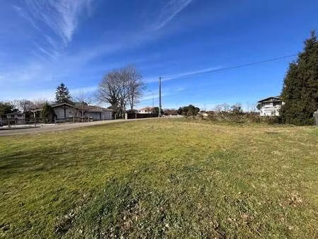 terrain constructible viabilisé à vendre