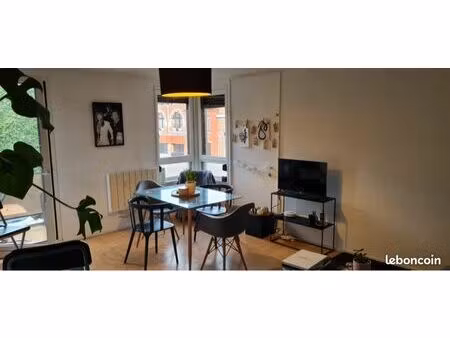 t2 48m2 proche edhec