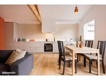 t3 lumineux de 90 m² traversant avec terrasse plein sud – villedoux  proche mer