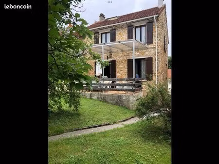 pour investisseur  maison le guichet avec 2 entrées sur 2 rues
