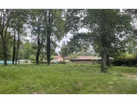terrain constructible viabilisé à vendre