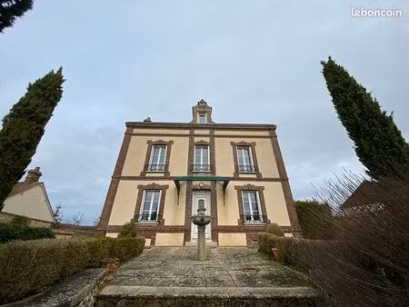 propriété 6 pièces 122 m²