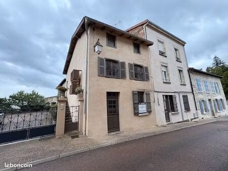 studio 1 pièce 23 m²