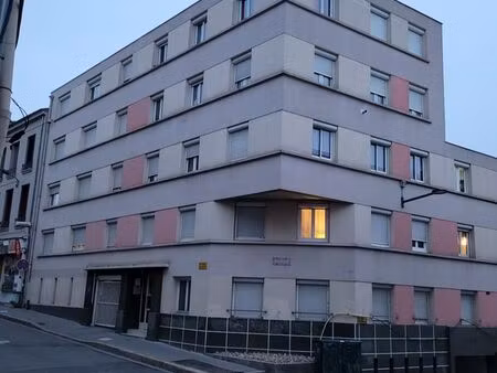 t1 meublé proche gare chateaucreux - place fourneyron